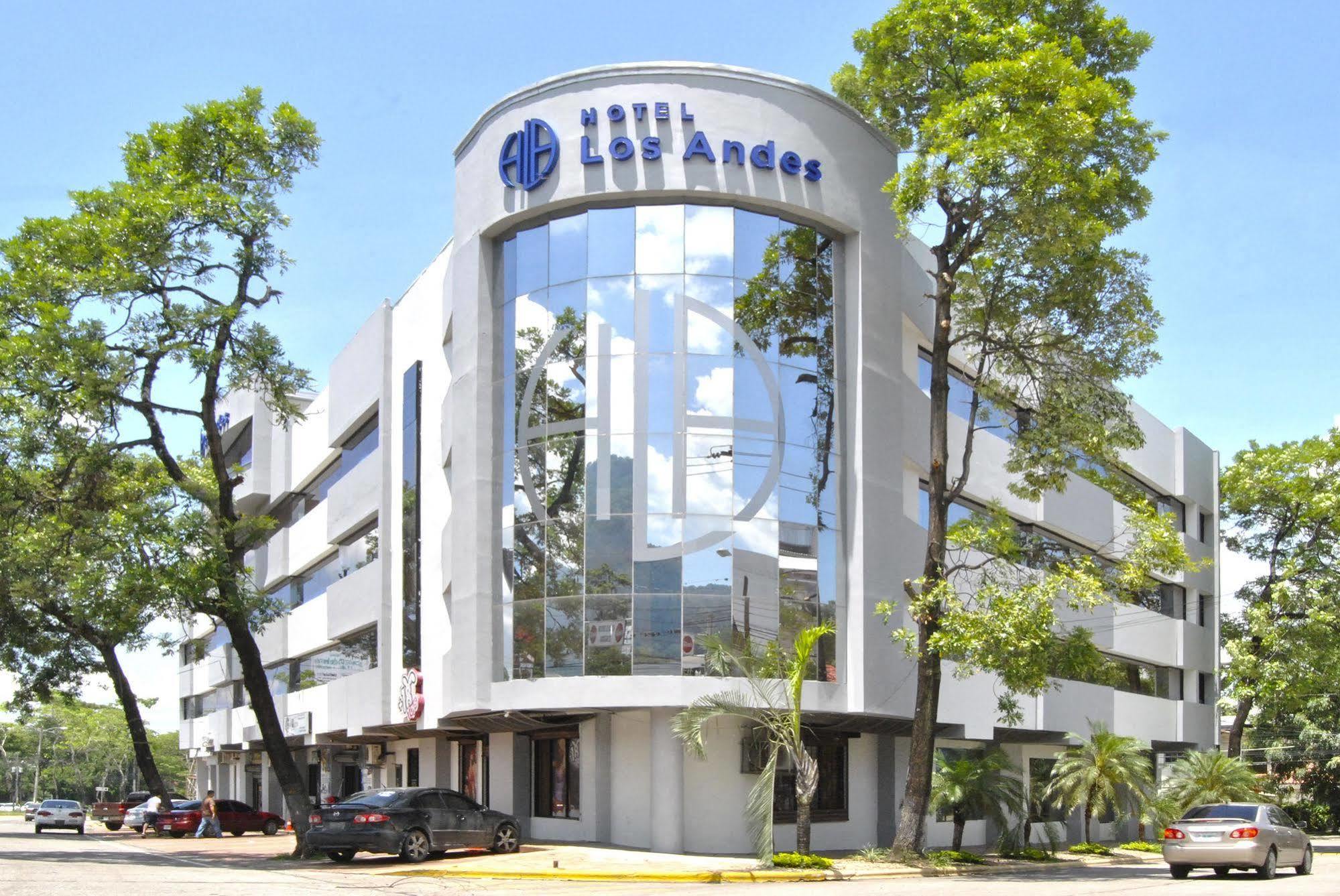 Hotel Los Andes サン・ペドロ・スーラ エクステリア 写真